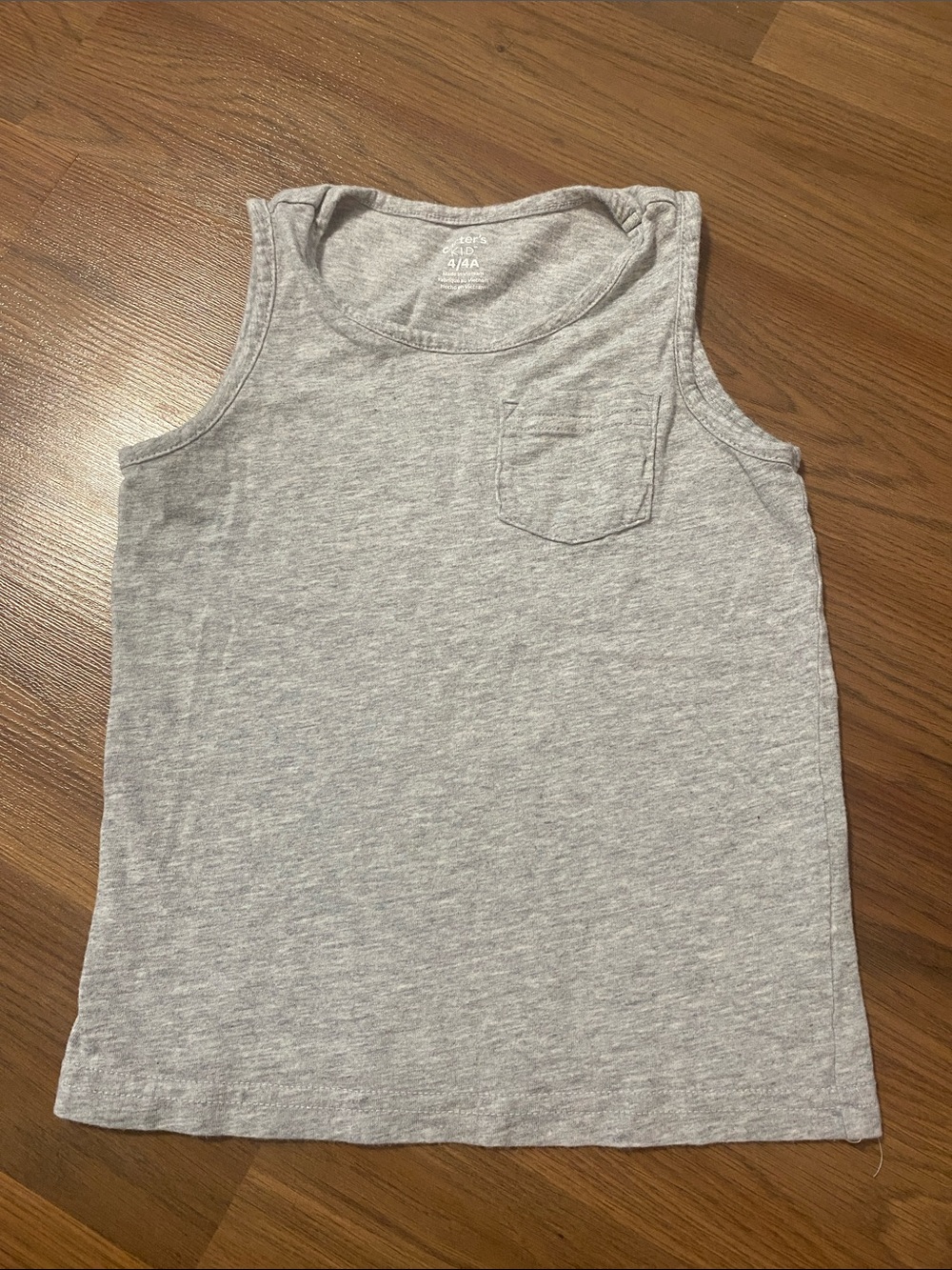 ✨8/$10. Carters. Basic Gray Tank Top with Chest Pocket. 4T